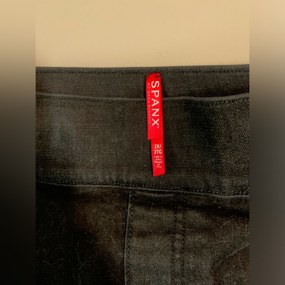 Spanx Vintage Distressed Ankle Skinny Jeans - Picture 3 of 4